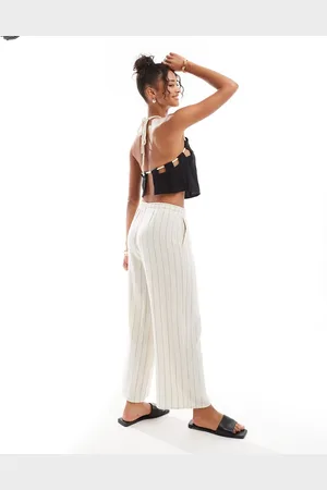 ASOS – Camisole in mit goldfarbenen Details und Schnur-Design