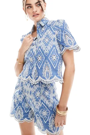 MANGO – Bestickte Shorts in , Kombiteil