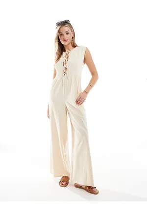 ASOS – Jumpsuit in Stone mit Schnürung vorne und weitem Bein