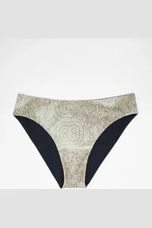 Reclaimed – Wendbare Badehose mit grauem Animalprint
