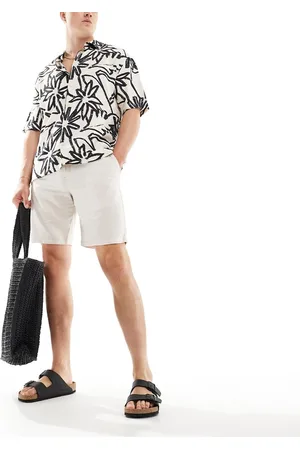 New Look – Shorts aus Leinenmischung in Creme mit elastischem Bund