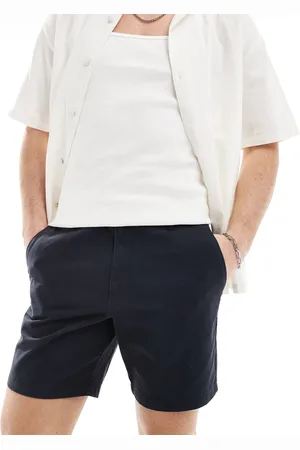 New Look – Schmal geschnittene Chino-Shorts in