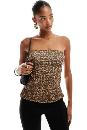 Pull&Bear – Trägerloses Oberteil mit Leopardenmuster, Raffung und seitlichem Schlitz
