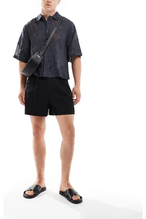 ASOS – Elegante Bermudashorts mit kurzem Schnitt in