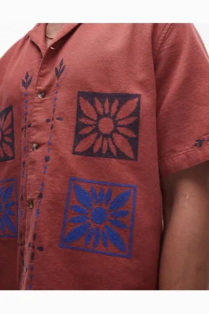 Topman – Legeres, kurzärmliges Hemd in Rostrot mit Aufnäher-Stickerei