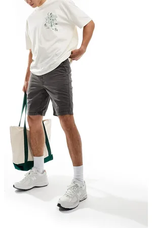 Superdry – Vintage International – Shorts in verwaschenem