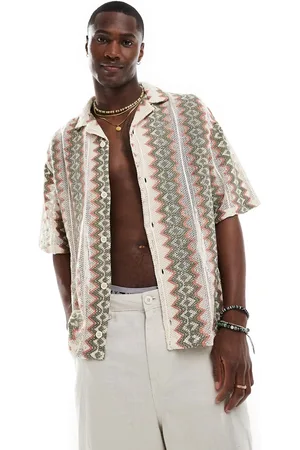 Pull&Bear – Gemustertes Häkel-Hemd in Khaki