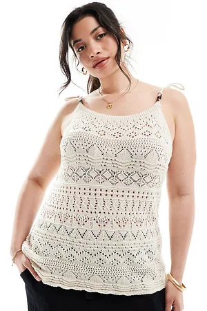 ONLY – Häkel-Trägertop in Steinbeige mit Perlendetail