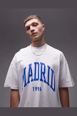Topman – T-Shirt in mit „Madrid“-Print und Super-Oversize-Schnitt