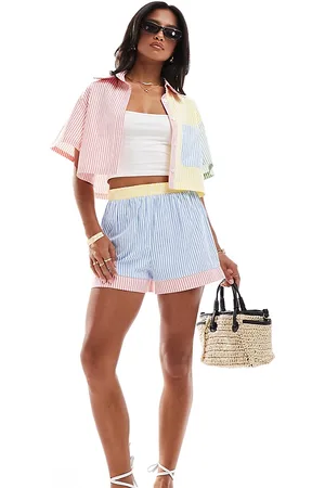Extro & Vert Petite – Patchwork-Shorts mit pastellfarbenen Streifen, Kombiteil