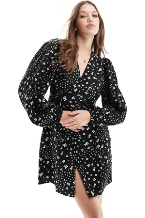 VERO MODA – Langärmliges Minikleid in -Weiß mit Knopfleiste und Blumenmuster