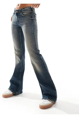 ONLY – Schlagjeans in Vintage-Tönung mit niedrigem Bund