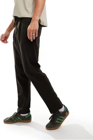 SELECTED – Locker geschnittene Karottenhose in Mit Taillenschnürung