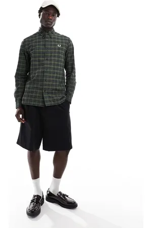 Fred Perry – Oxfordhemd mit Tartan-Muster in und Schwarz