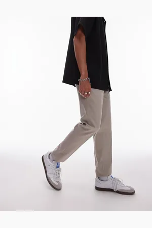 Topman – Schmal zulaufende Hose in Steinbeige mit elastischem Bund