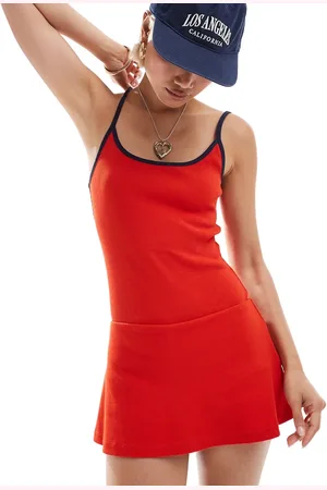 COLLUSION – Kurzer gerippter Kleid-Overall in