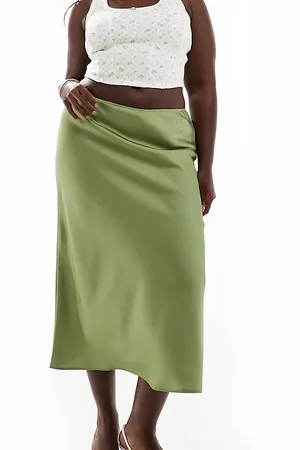 ASOS ASOS DESIGN Curve – Asymmetrischer Satin-Midirock in Khaki