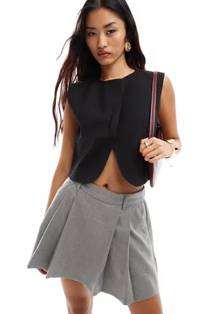 ASOS – Weste in mit Wickeldesign vorne