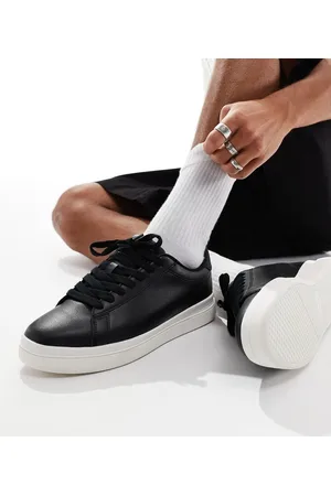 Pull&Bear – Sneaker in und Weiß mit kontrastierender Sohle