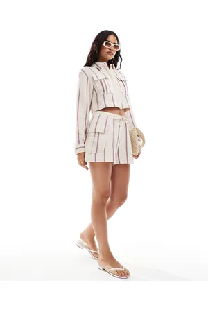 ASOS – Utility-Shorts in Leinenoptik mit lila Streifen, Kombiteil