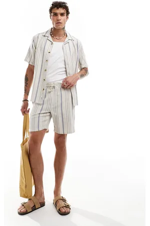 Only & Sons – Gestreifte Shorts aus Webstoff in Beige und , Kombiteil