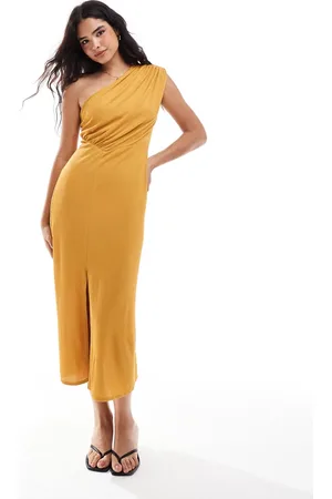 Closet – Midaxikleid in Ocker mit One-Shoulder-Träger