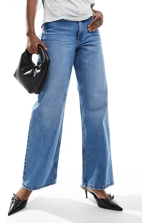 River Island – Locker geschnittene Jeans in Mittelblau