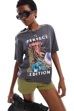 Noisy May – Locker geschnittenes T-Shirt in Dunkelgrau mit „Perfect“-Print