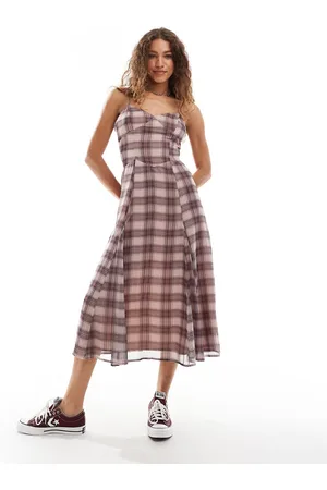 Reclaimed – Kariertes Maxi-Trägerkleid in verwaschenem Rosa