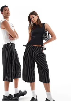 Reclaimed – Unisex-Shorts mit Schnalle und Bundfalten