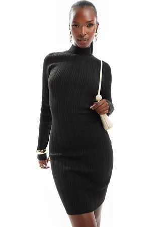 In The Style – Hochgeschlossenes, eng anliegendes Minikleid aus Strick in