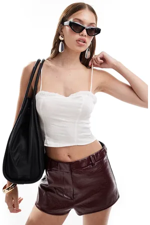 ASOS – Camisole-Oberteil in Elfenbeinweiß mit kontrastierendem Körbchendetail