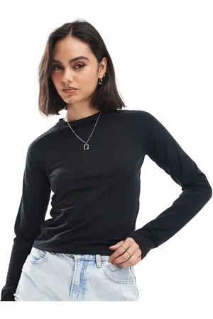 Noisy May – Langärmliges, figurbetontes Shirt in