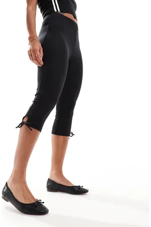 Cotton On Cotton On – Bella – Caprihose in mit Schleifendetail