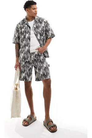 Sixth June – Bunte Shorts mit abstraktem Print, Kombiteil