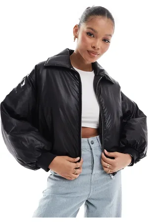 Stradivarius – STR – Steppjacke aus Kunstleder in