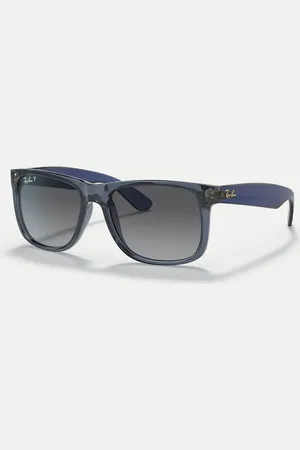 Ray-Ban – Justin – Klassische, polarisierte Sonnenbrille in transparentem mit Gläsern in Grau