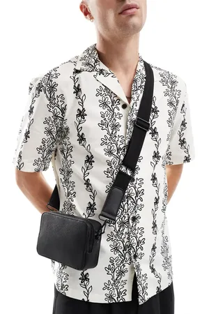 ASOS – Kameratasche aus Kunstleder in zum Umhängen