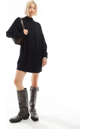 Monki – Kurzes Oversize-Strickkleid in