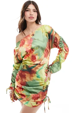 ASOS – One-Shoulder-Minikleid mit leuchtendem Blumenprint und gerafften Ärmeln