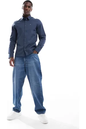 Calvin Klein – Elastisches Popeline-Hemd in mit schmalem Schnitt
