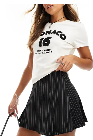 Reclaimed – Eleganter Skort in mit Nadelstreifen