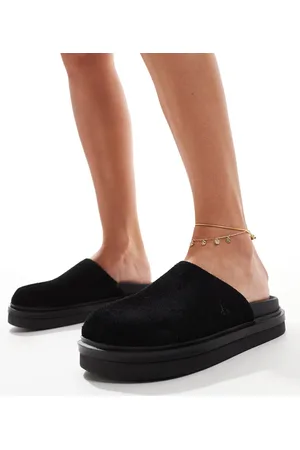 Calvin Klein – Mules zum Reinschlüpfen in