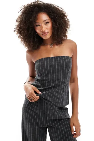 ASOS – Trägerloses Longline-Oberteil in mit Nadelstreifen