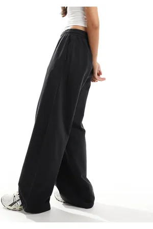 Weekday Wide Fit – Locker geschnittene Jogginghose in gebrochenem