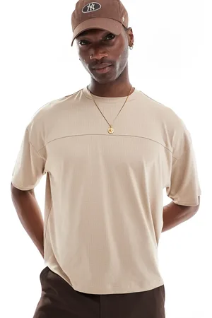 ASOS – Sportliches T-Shirt in Beige mit kastiger Oversize-Passform