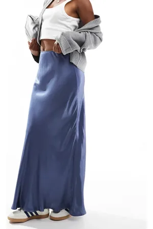 ASOS – Satin-Maxirock in Petrolblau mit asymmetrischem Saum