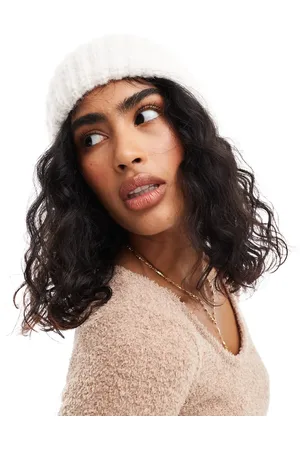 ASOS – Beanie aus Wollmix in Cremeweiß