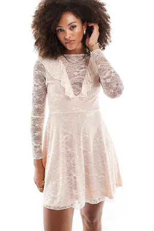 Miss Selfridge – Langärmliges Spitzen-Minikleid mit Rüschendetail