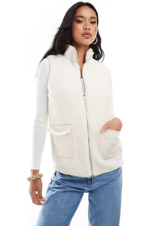 In The Style – Teddy-Weste in Creme